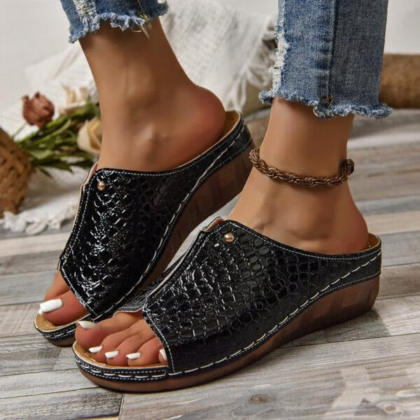Stylish Womens Orthopedic Comfort Sandals with Adjustable Straps